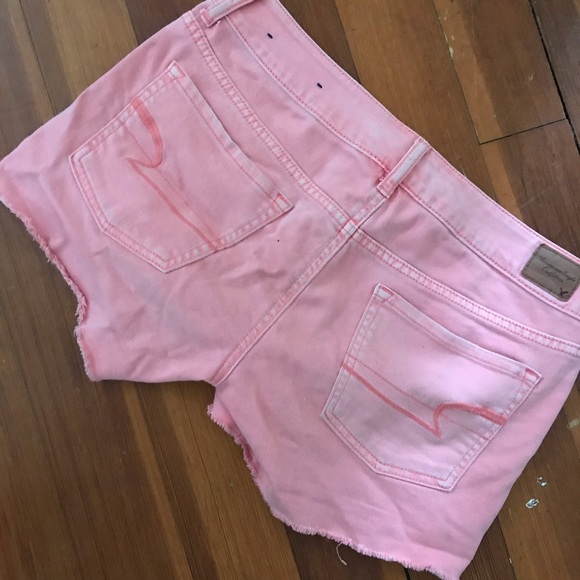 PINK AMERICAN EAGLE SHORTS - Picture 5 of 8